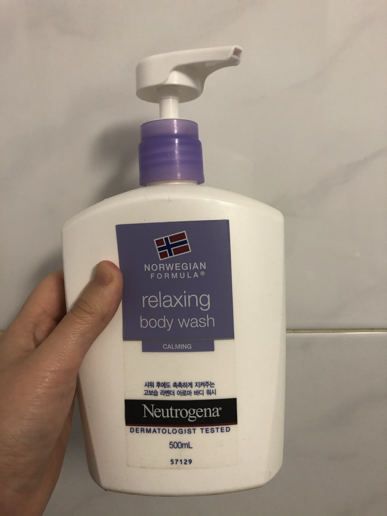 Neutrogena relaxing body wash review image
