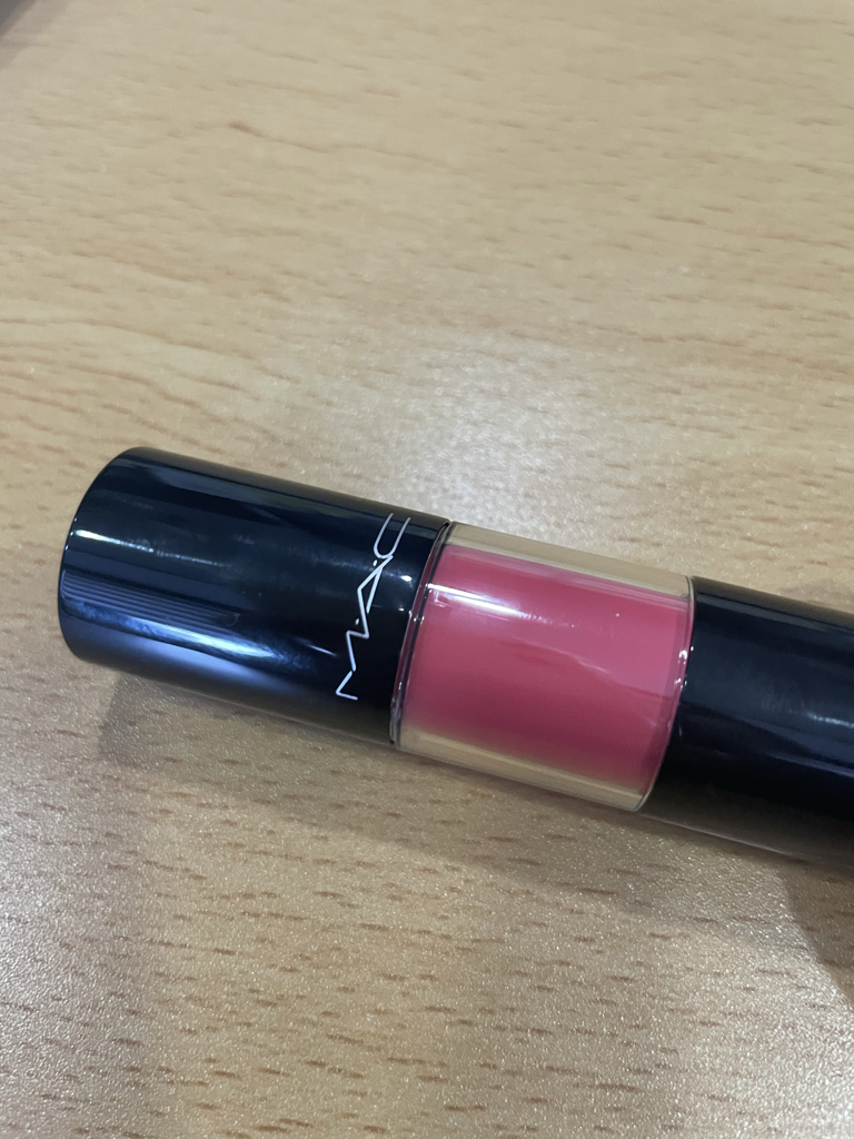 Real user review photo of Versicolor Varnish Cream Lip Stain [Peach-a-Flush]