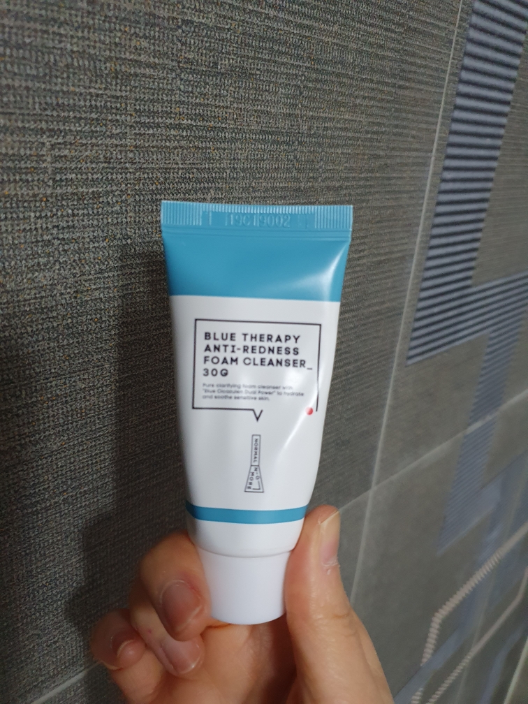 노멀노모어 (NOMALNOMORE) 블루 테라피 안티 레드니스 폼 클렌저 review image