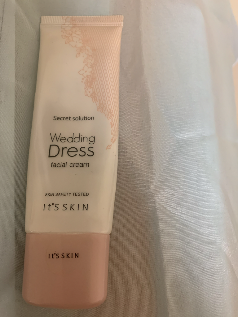 wedding dress facial cream It'S SKIN Secret Solution Wedding Dress Facial Cream Price in India
