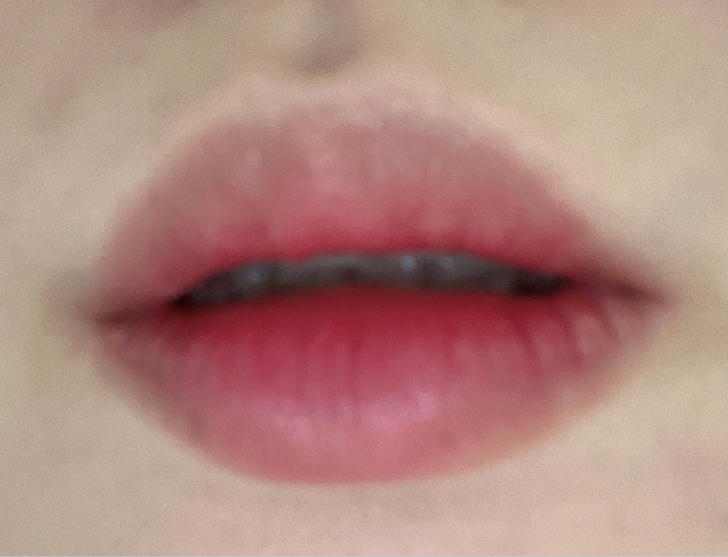 레브론 (REVLON) 수퍼 러스트러스 립스틱 [745 러브이즈온] review image