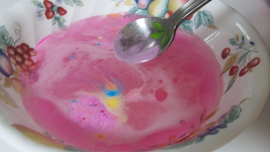 러쉬 (LUSH) 럭셔리 러쉬 퍼드 review image