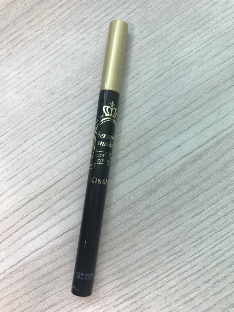 Real user review photo of HeroineMake Smooth Liquid Eyeliner P [01 Deep Black]
