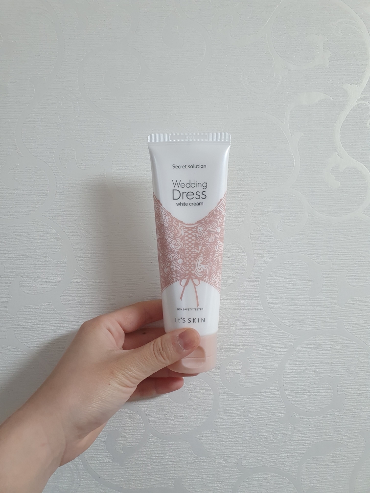 it's skin wedding dress white cream review Review It's skin Secret Solution Wedding Dress cream