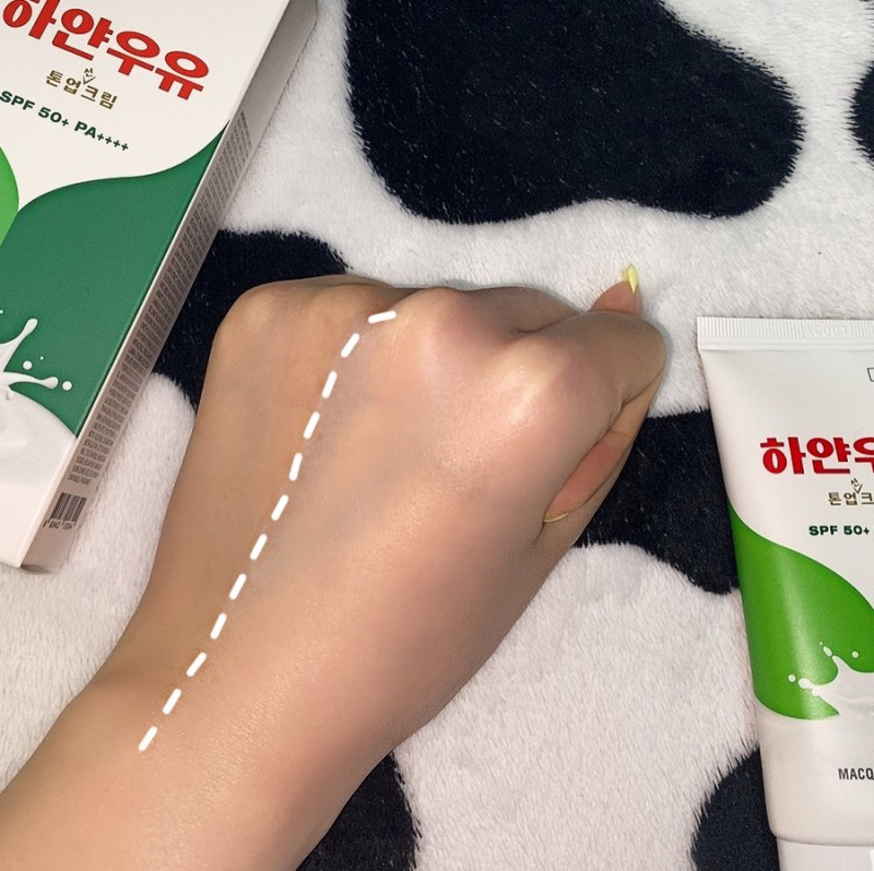 맥퀸뉴욕 (MACQUEENNEWYORK) 하얀우유 톤업 선크림 [SPF50+/PA++++] review image