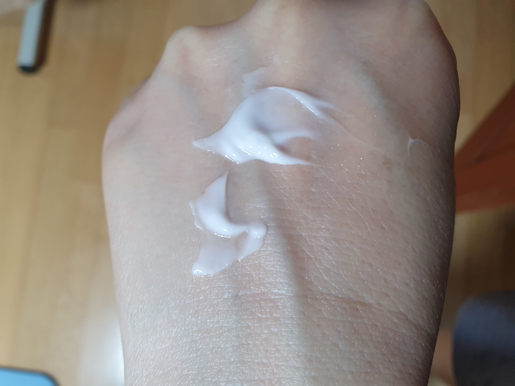 Real user review photo of Natural Fermented Camellia Cream