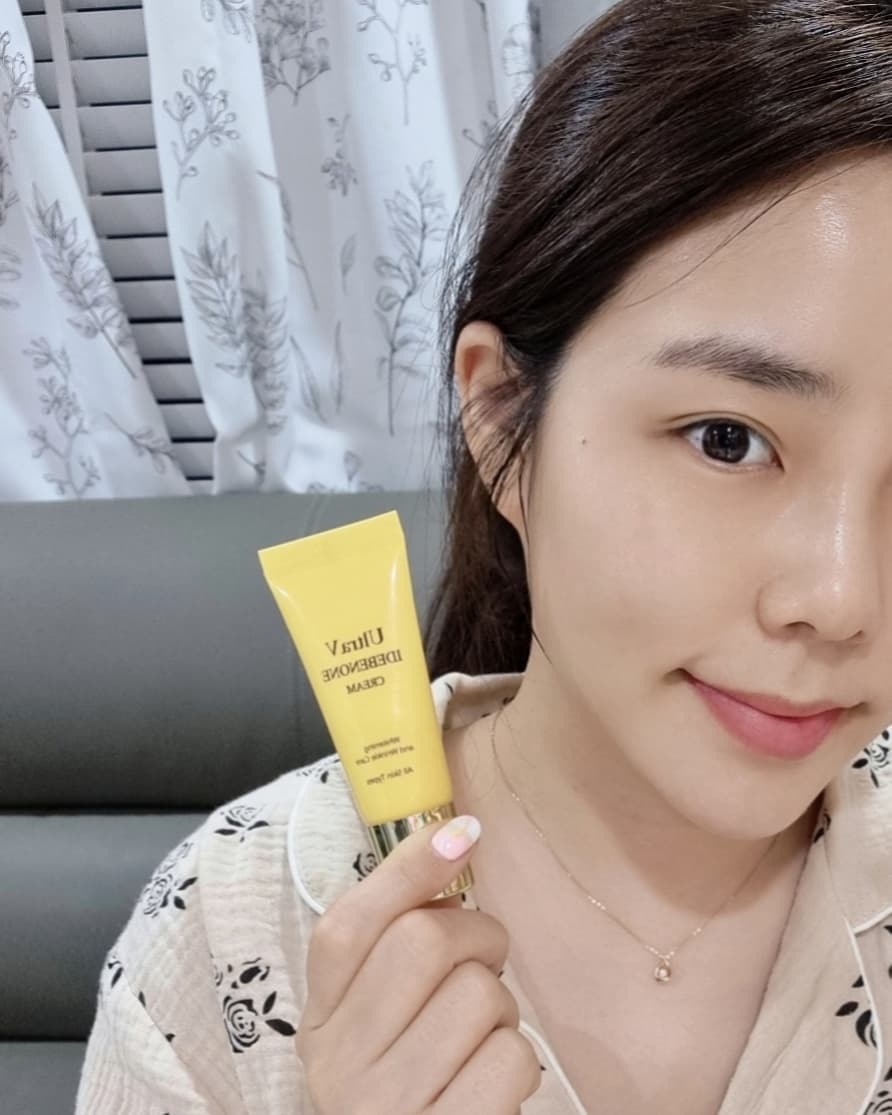 울트라브이 (UltraV) 이데베논 모이스춰라이징 크림 review image