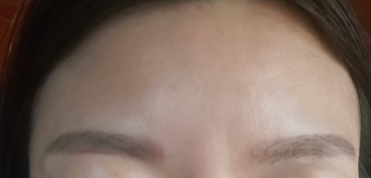 맥퀸뉴욕 (MACQUEENNEWYORK) 하얀우유 톤업 선크림 [SPF50+/PA++++] review image