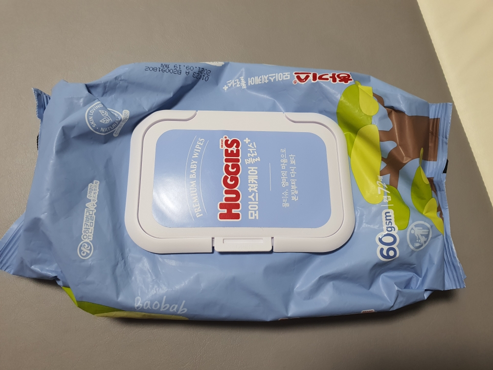 하기스 (HUGGIES) 모이스쳐케어 플러스 물티슈 review image