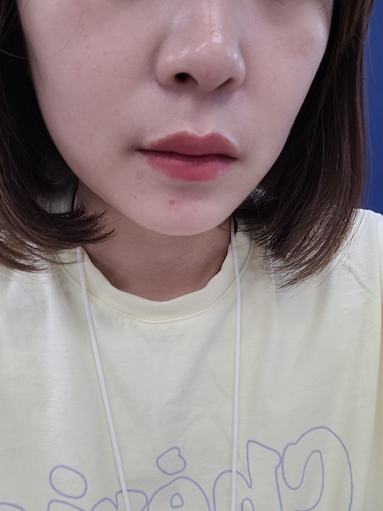 힌스 (hince) 무드인핸서 마뜨 립스틱 [소프트디맨드] review image