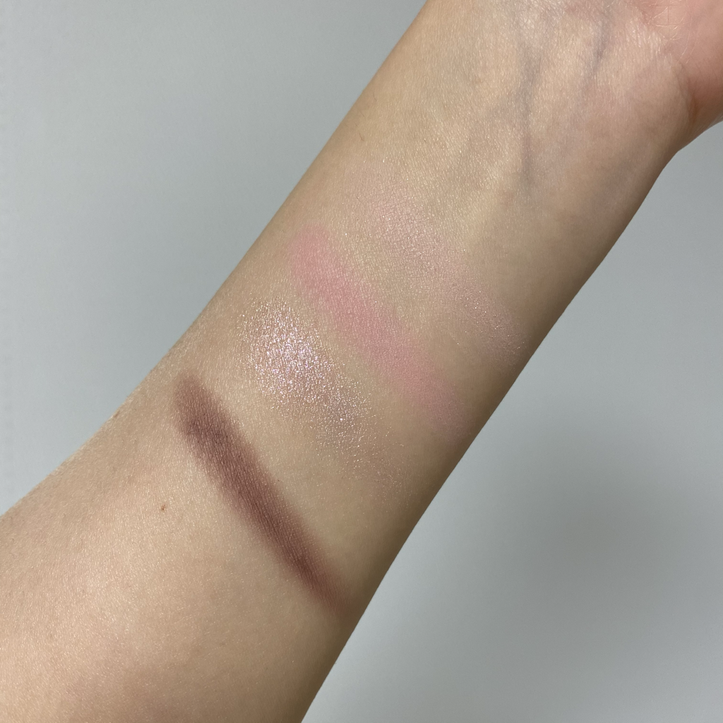 에스쁘아 Real Eye Handy Palette [No.2 Light Peony] review image