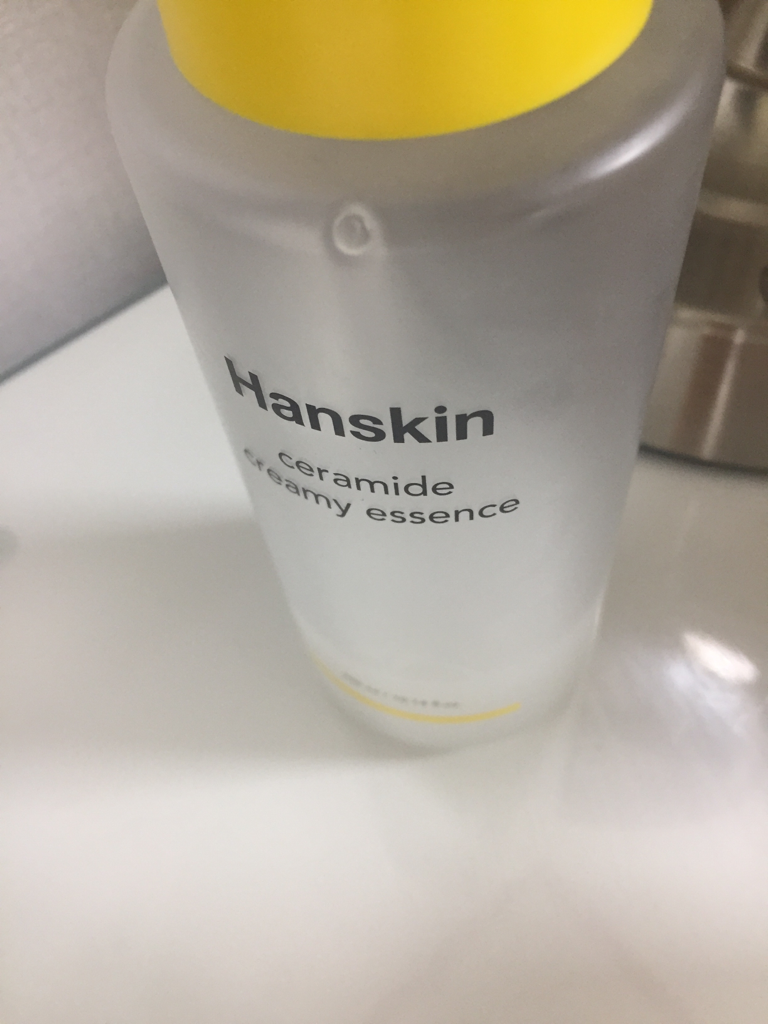 Hanskin Ceramide Creamy Essence review image