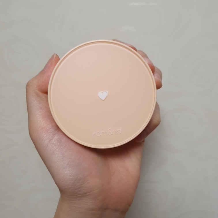 Real user review photo of Better Than Mat Cushion [SPF50+/PA+++] [01 Pure No. 21]