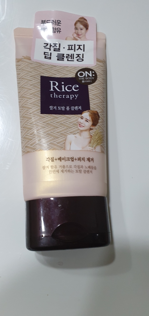 Real user review photo of Rice Therapy Rice Bran Total Foam Cleanser