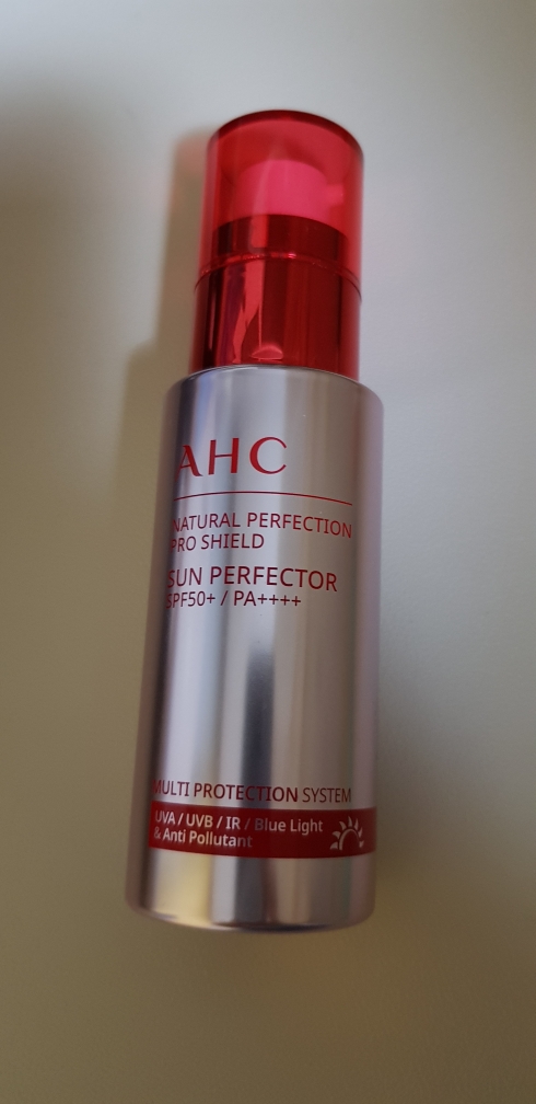 Natural Perfection Pro Shield 防晒霜 [SPF50+/PA++++]的真实用户使用照片