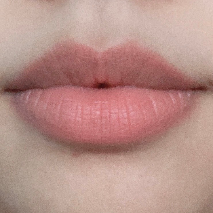 네이처리퍼블릭 (NATUREREPUBLIC) 키스 마이 에어리 매트 립스틱 [04 소프트누디] review image
