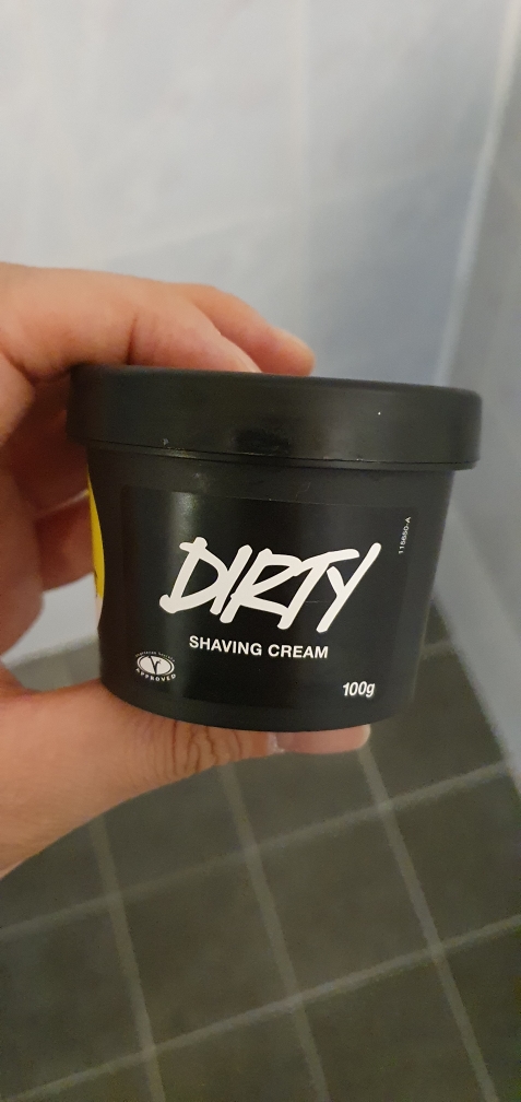 LUSH dirty shaving cream review image