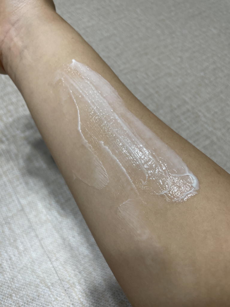 Real user review photo of 1025 Dokdo Light Cream
