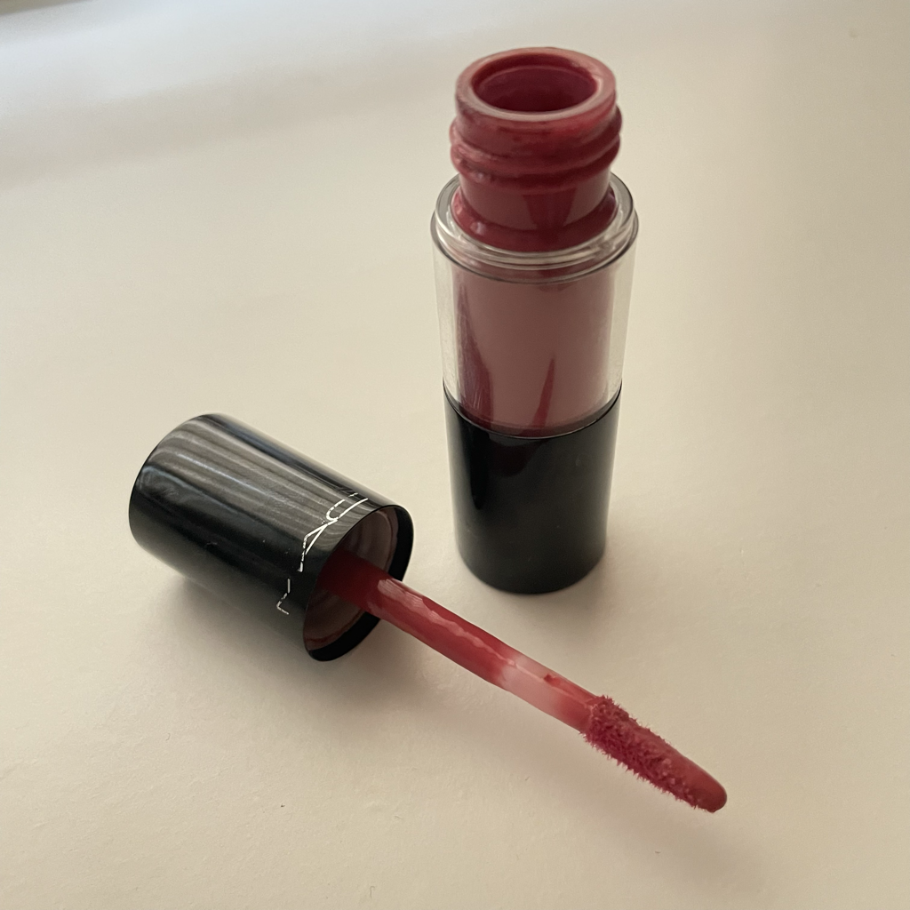 MAC 双色调哑光唇釉 [深深爱着] common.review image