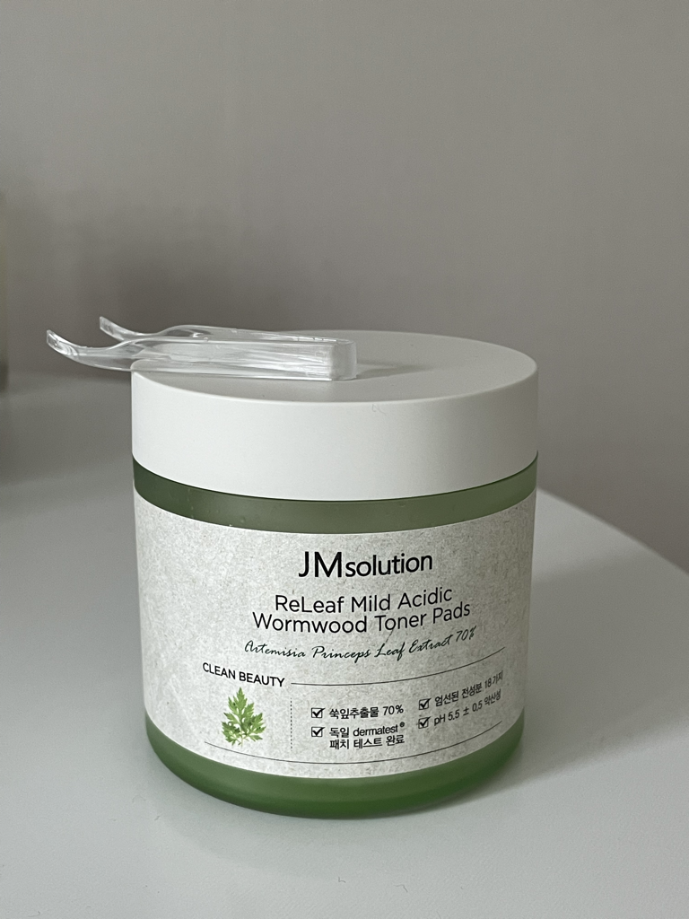 Real user review photo of Releaf Mild Acidic Wormwood Toner Pads