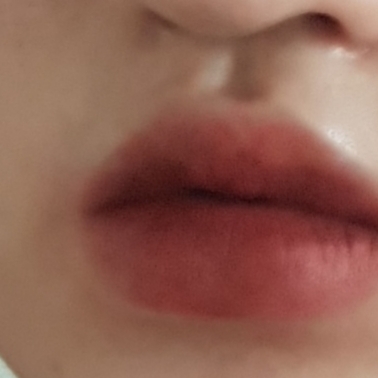 丝绒唇彩 [#托普]的真实用户使用照片