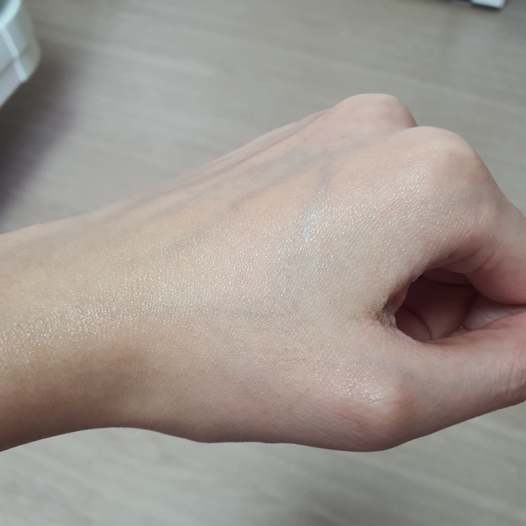 双重维塔滴入式精华液的真实用户使用照片