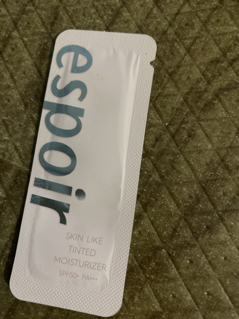 에스쁘아 (espoir) 스킨 라이크 틴티드 모이스처라이저 [SPF50+/PA+++] [내추럴베이지] review image
