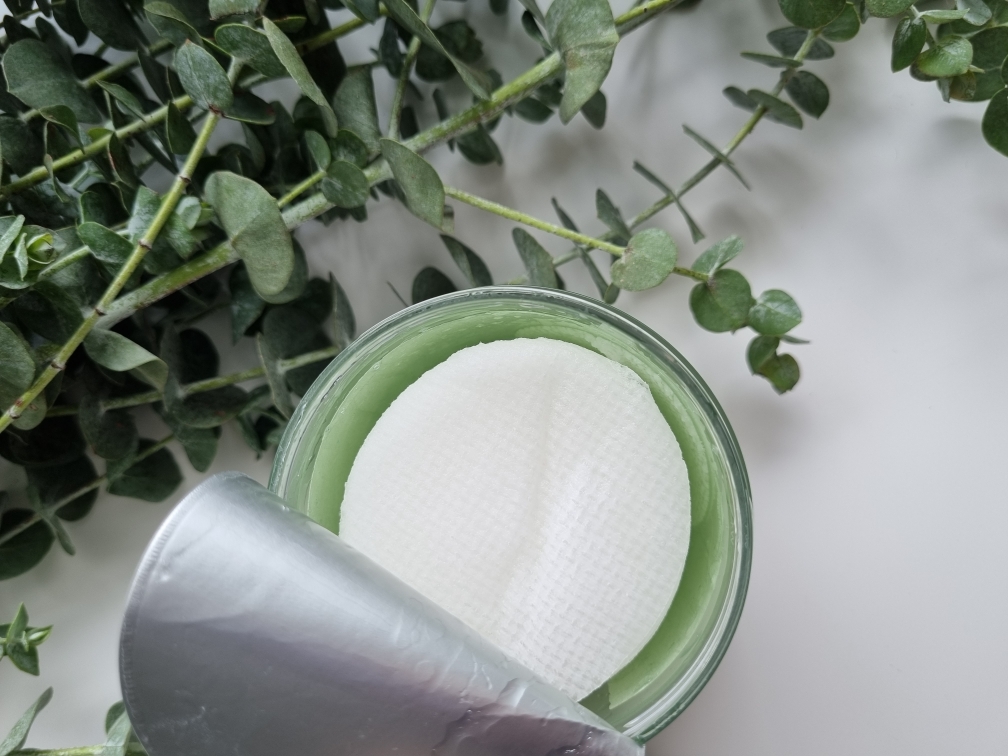 Real user review photo of Releaf Mild Acidic Wormwood Toner Pads