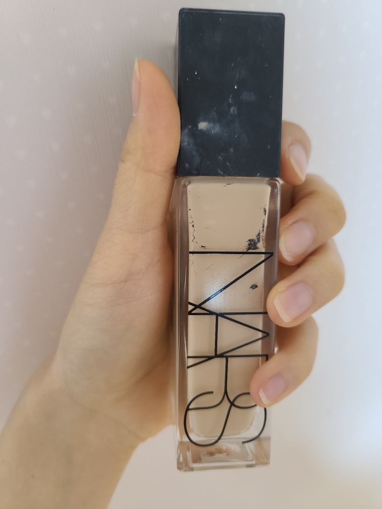 自然光泽持久粉底液 [蒙布朗]的真实用户使用照片