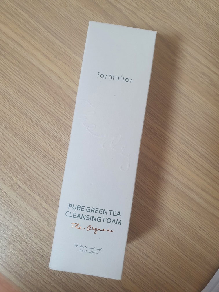 포뮬리에 (formulier) 디오가닉 퓨어 그린 티 클렌징 폼 review image