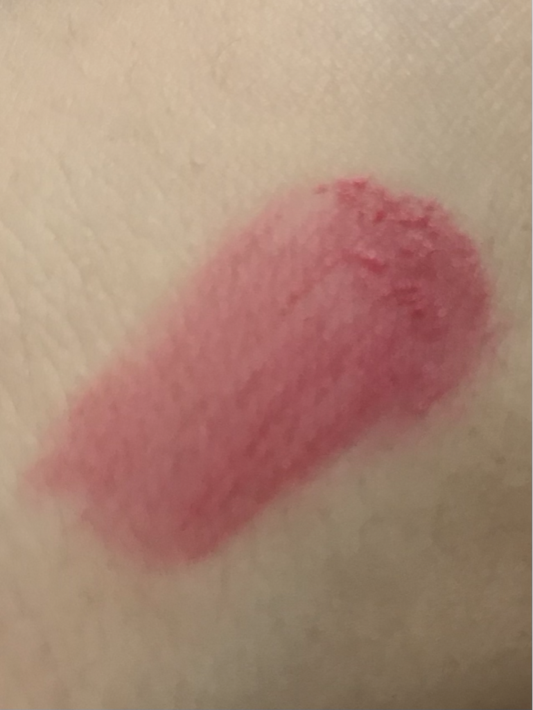 透明哑光唇膏 [粉红折痕]的真实用户使用照片