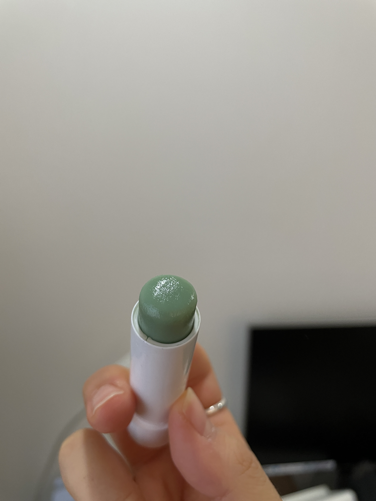 니베아 (NIVEA) 내추럴리굿 립케어 [햄프씨드오일] review image