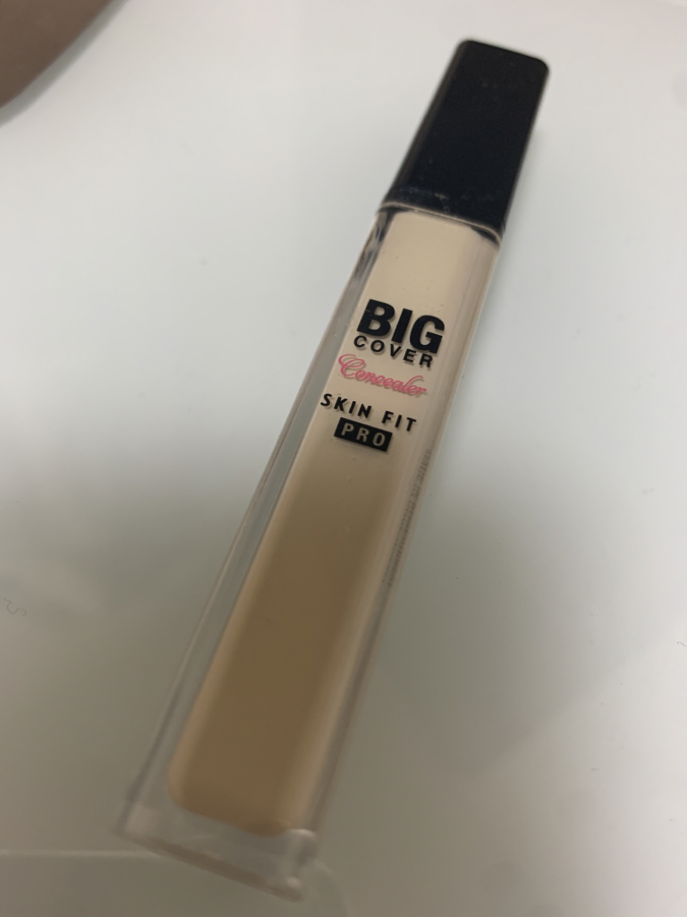 Real user review photo of Big Cover Skin Fit Concealer Pro [Neutral Mint]