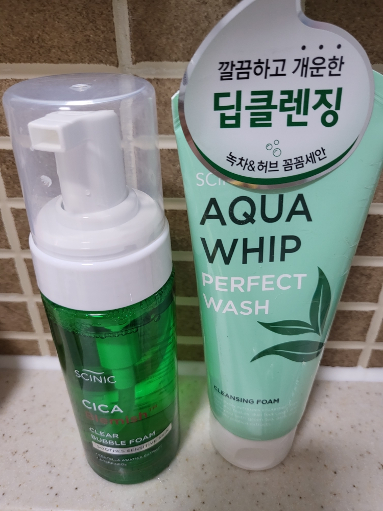 Real user review photo of Cica Blemish Clear Bubble Foam