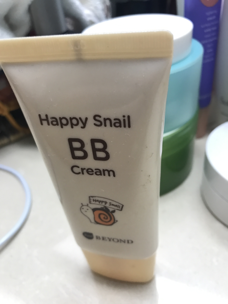 BEYOND Happy Snail BB Cream [SPF40/PA+++] review image