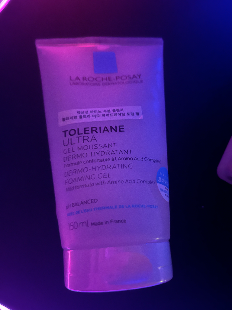 Real user review photo of TOLERIANE ULTRA DERMO-HYDRATING FOAMING GEL
