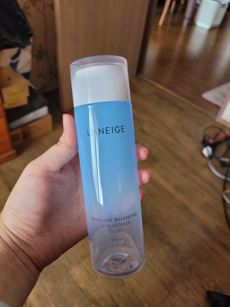LANEIGE Essential Power Skin Refiner [Light] review image