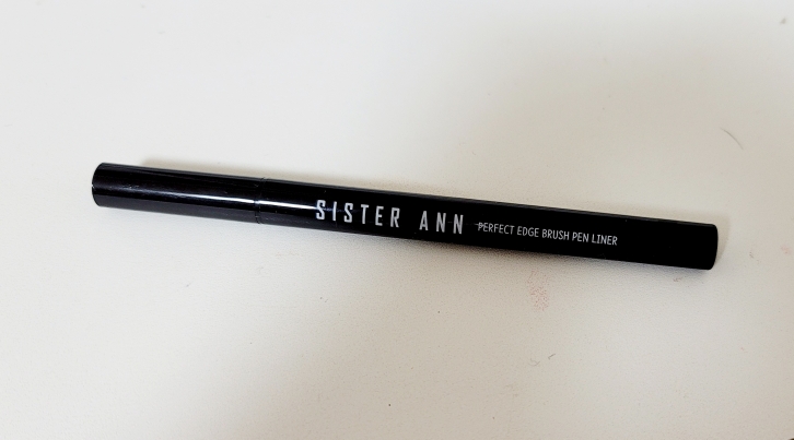 씨스터앤 (SISTERANN) 퍼펙트 엣지 브러쉬 펜 라이너 [01 엣지블랙] review image
