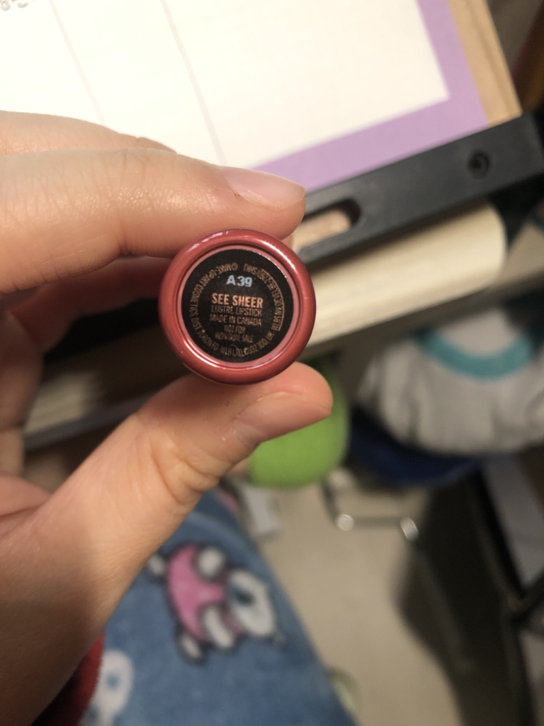 晶亮唇膏的真实用户使用照片