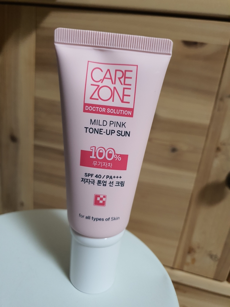 医生解决方案温和粉红色美白防晒霜[SPF40/PA+++]的真实用户使用照片