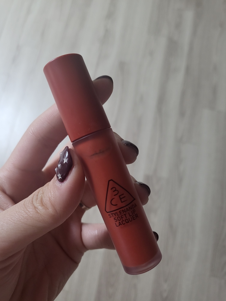 丝绒唇彩 [#托普]的真实用户使用照片