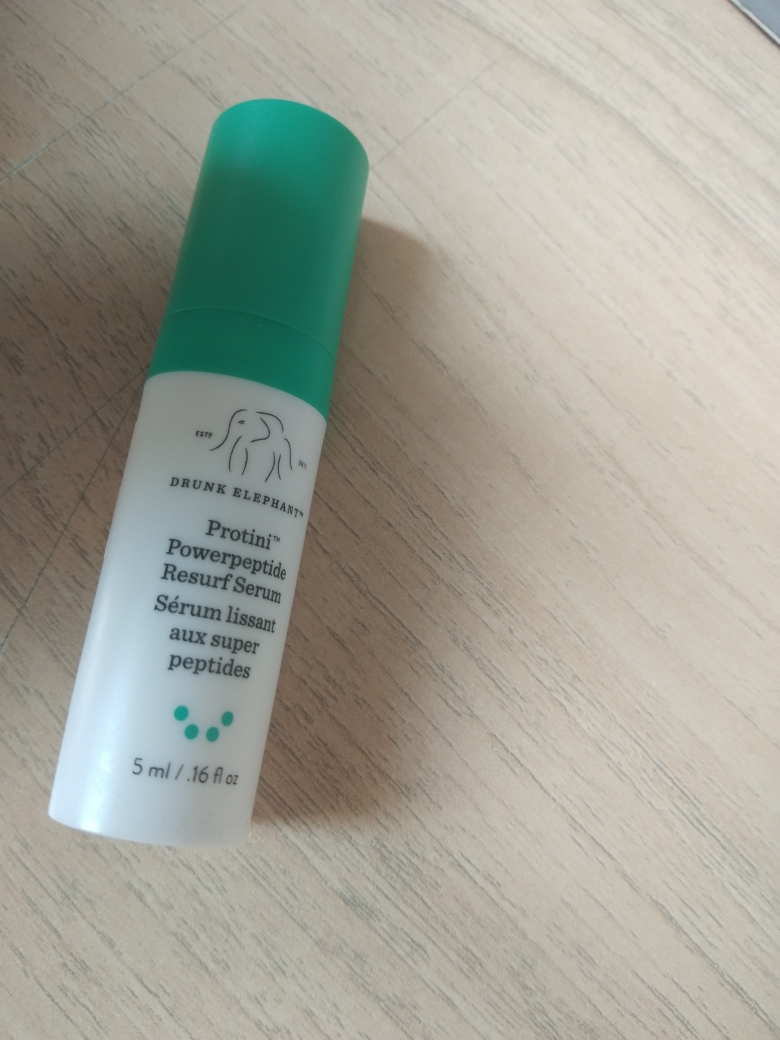 드렁크엘리펀트 (DRUNKELEPHANT) 프로티니 파워펩타이드 리서프 세럼 review image
