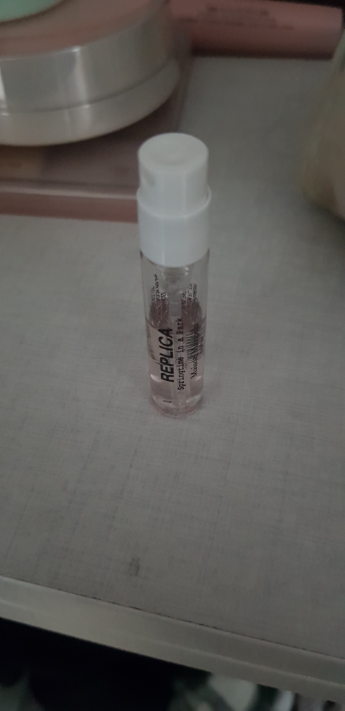 메종마르지엘라 (MaisonMargiela) 스프링타임 인 어 파크 EDT review image