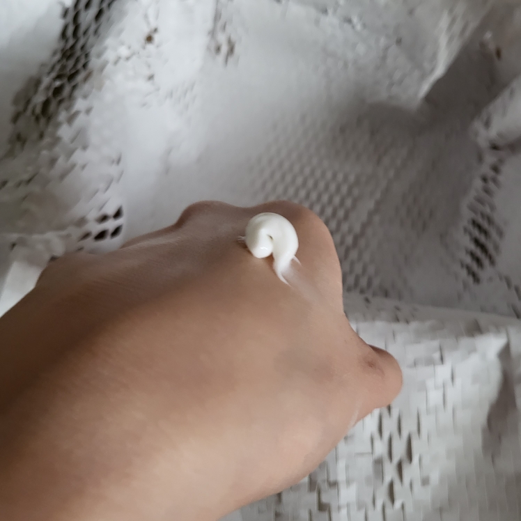 3pages (쓰리페이지) 패밀리블렌드 보타닉 바디크림 review image