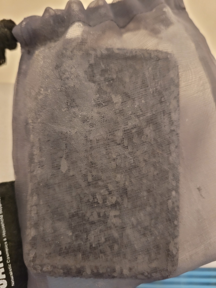 샘크래프트 (SAMCRAFT) 약산성 5.5샴푸바 [블랙] review image