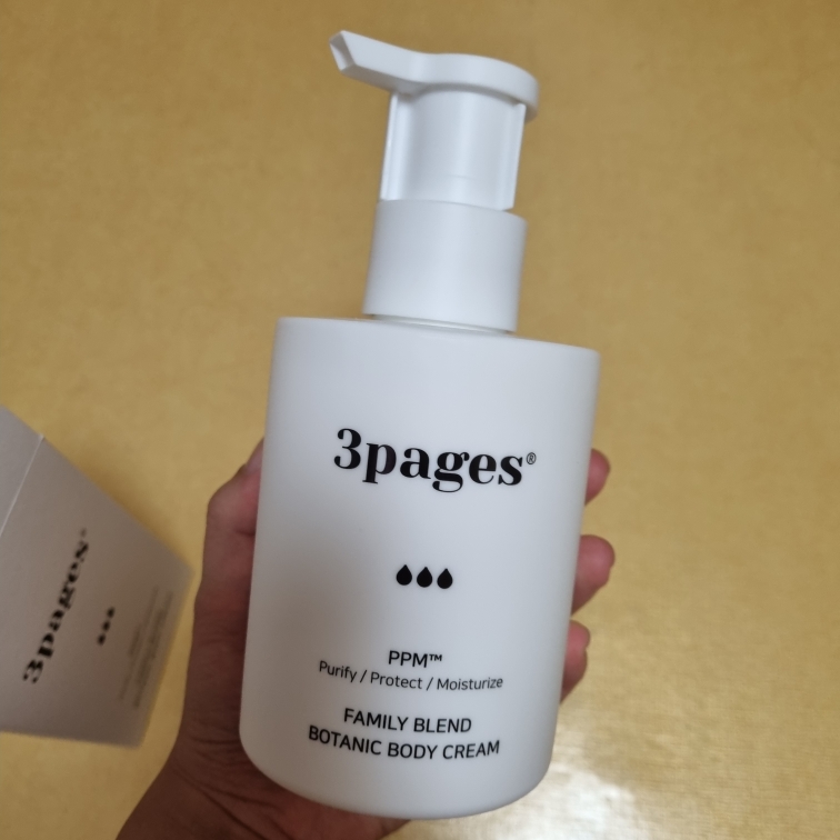 3pages (쓰리페이지) 패밀리블렌드 보타닉 바디크림 review image