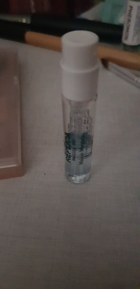 메종마르지엘라 (MaisonMargiela) 세일링 데이 EDT review image