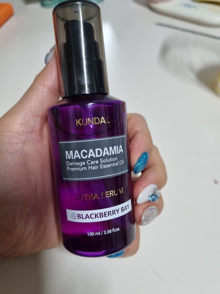 KUNDAL Macadamia Ultra Hair Serum [Blackberry Bay] review image