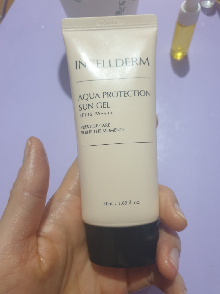 Real user review photo of Aqua Protection Sun Gel [SPF45/PA++++]