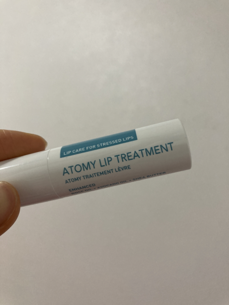 Real user review photo of lip treatment